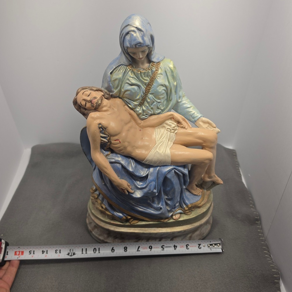 Vintage Pieta Statue Mary Jesus Religious Sculpture Blue Gold Chalkware 16in - Picture 3 of 15